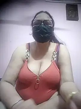 thehotlady online show from 7, 11, 2025