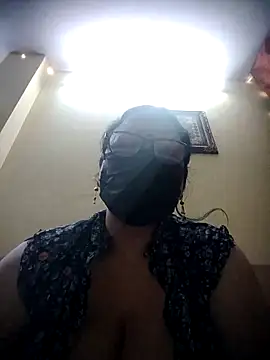 thehotlady online show from 12, 5, 2026