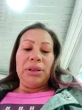 Snapshot of LaraCaliente chatting on 16, 1, 2026 LaraCaliente online show from 16, 1, 2026