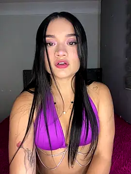 Snapshot of Alanasole chatting on 1, 10, 2025 Alanasole online show from 1, 10, 2025