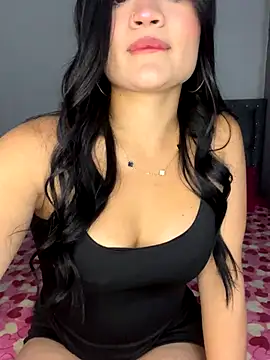 Snapshot of Alanasole chatting on 7, 10, 2025 Alanasole online show from 7, 10, 2025