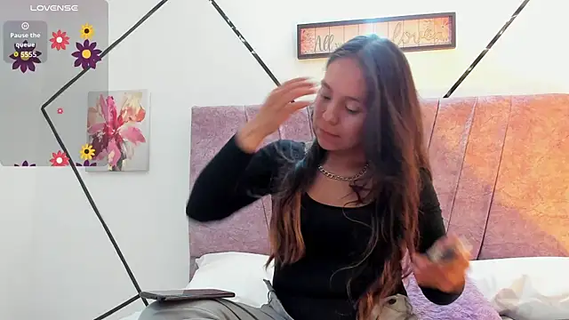 Julieta Lein online show from 24, 10, 2025