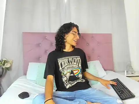 EthanBlackwoodd online show from 21, 10, 2025