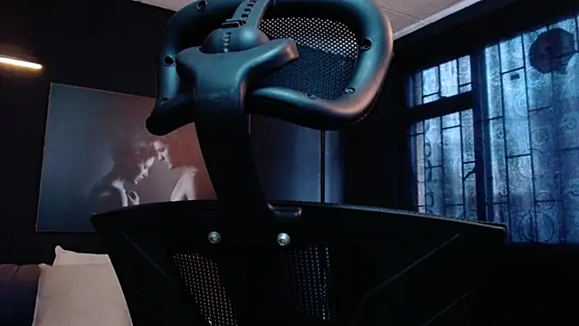 Snapshot of RichardMilleer chatting on 9, 10, 2025 RichardMilleer online show from 9, 10, 2025