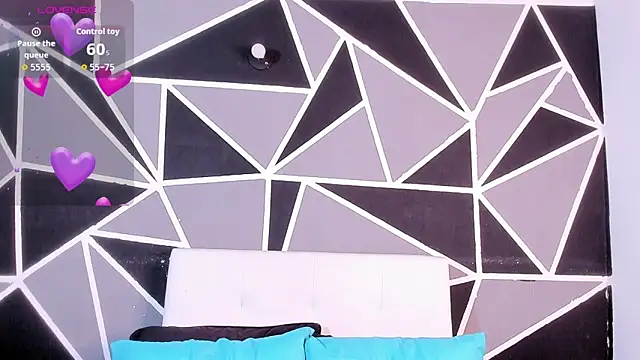 Snapshot of Victoriaa_Zans chatting on 6, 10, 2025 Victoriaa Zans online show from 6, 10, 2025