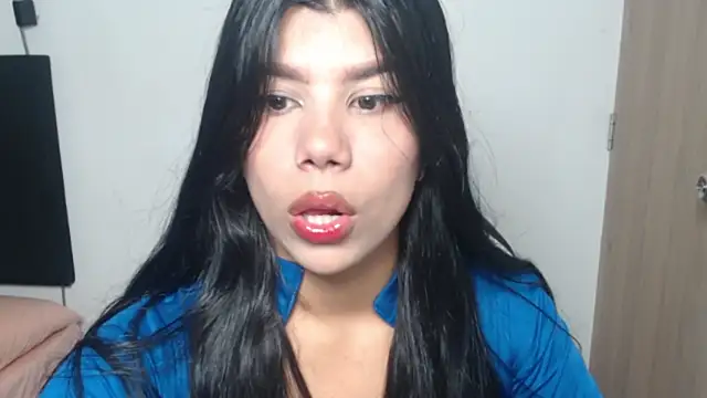 MayaScott11 online show from 8, 5, 2026