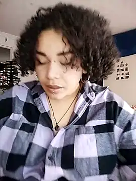 Snapshot of Julie_wallace chatting on 26, 11, 2025 Julie wallace online show from 26, 11, 2025