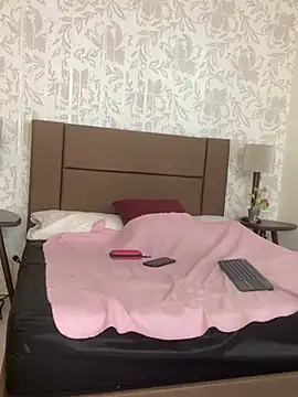 Snapshot of Ava_Raye chatting on 10, 3, 2026 Ava Raye online show from 10, 3, 2026