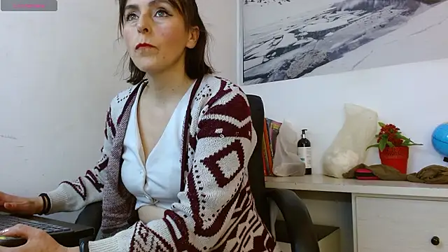 Snapshot of Ava_Raye chatting on 21, 3, 2026 Ava Raye online show from 21, 3, 2026