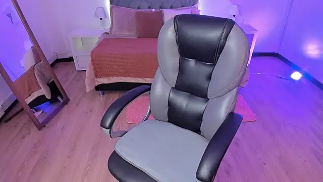 Snapshot of Sofia_collen_ chatting on 14, 11, 2025 Sofia collen online show from 14, 11, 2025