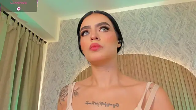 Sophiie Belle online show from 15, 9, 2025