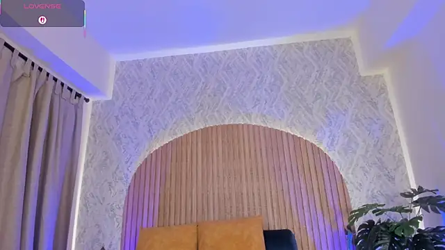 Sophiie Belle online show from 20, 9, 2025