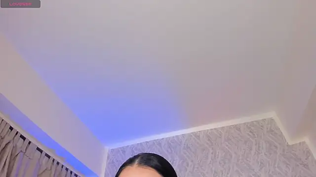 Sophiie Belle online show from 26, 9, 2025