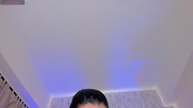 Sophiie Belle online show from 4, 10, 2025