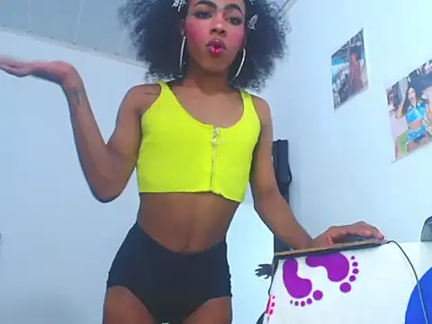 Snapshot of whitneytt chatting on 1, 10, 2025 whitneytt online show from 1, 10, 2025