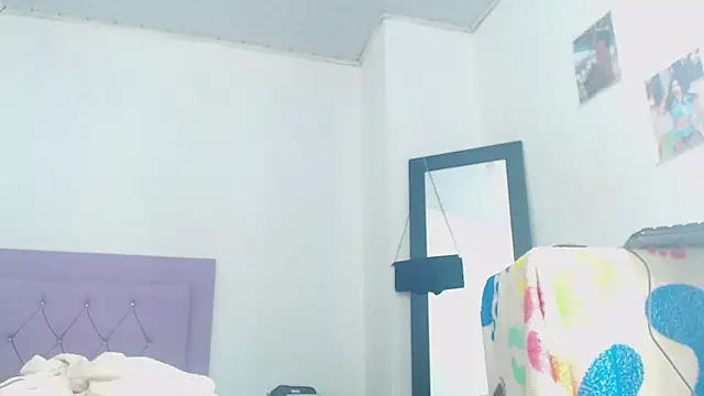 Snapshot of whitneytt chatting on 10, 10, 2025 whitneytt online show from 10, 10, 2025