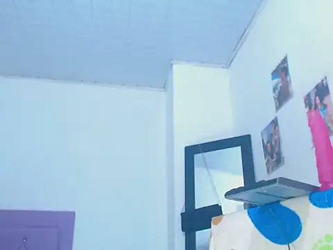 Snapshot of whitneytt chatting on 18, 10, 2025 whitneytt online show from 18, 10, 2025