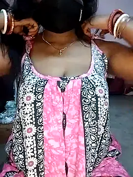 Snapshot of Bengalibeauty96 chatting on 26, 3, 2026 Bengalibeauty96 online show from 26, 3, 2026