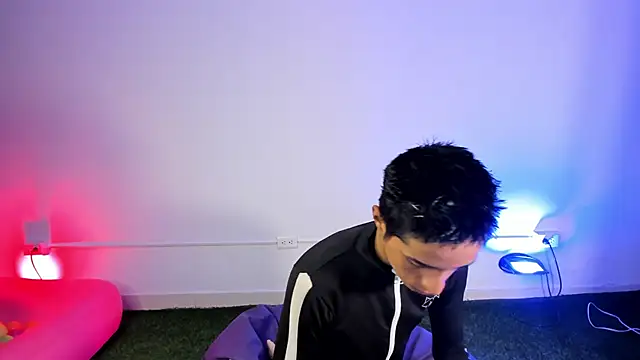 Snapshot of EstivenSallas chatting on 17, 9, 2025 EstivenSallas online show from 17, 9, 2025