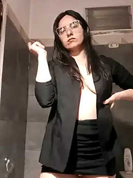 Snapshot of Amy_luvely chatting on 15, 9, 2025 Amy luvely online show from 15, 9, 2025