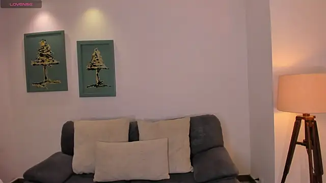 Snapshot of KatieAngelX chatting on 7, 11, 2025 KatieAngelX online show from 7, 11, 2025