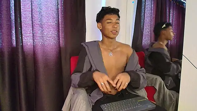 Snapshot of CoffeNaughty_nom chatting on 21, 9, 2025 CoffeNaughty nom online show from 21, 9, 2025