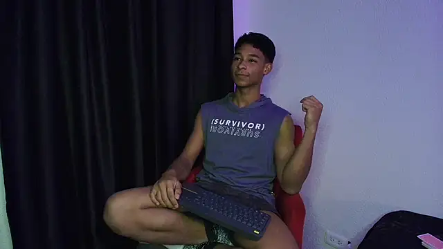 Snapshot of CoffeNaughty_nom chatting on 30, 9, 2025 CoffeNaughty nom online show from 30, 9, 2025