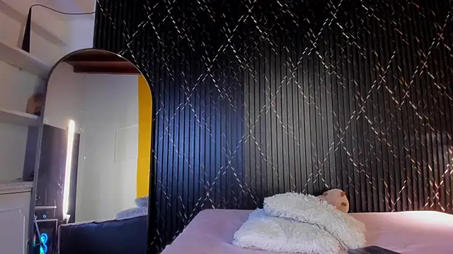 Miss Ariaa online show from 29, 10, 2025