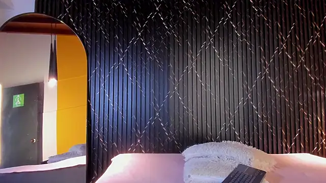 Miss Ariaa online show from 30, 10, 2025