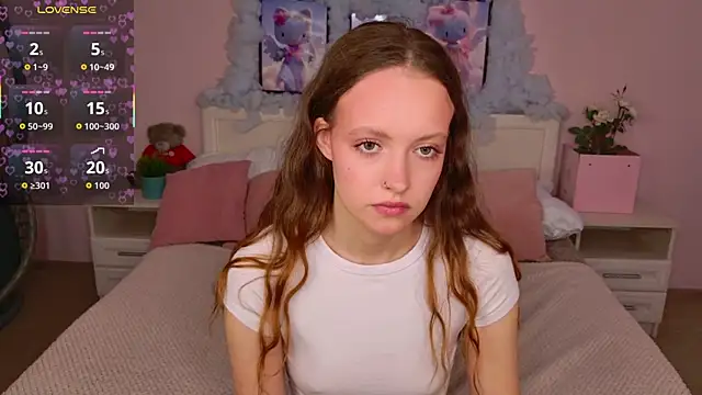 Snapshot of SallyPinkman chatting on 5, 10, 2025 SallyPinkman online show from 5, 10, 2025