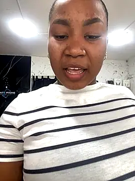 Snapshot of Karol_sexy23 chatting on 25, 10, 2025 Karol sexy23 online show from 25, 10, 2025