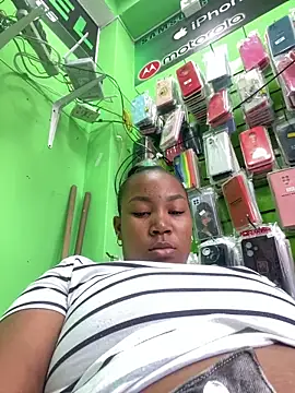 Snapshot of Karol_sexy23 chatting on 17, 12, 2025 Karol sexy23 online show from 17, 12, 2025