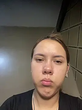 Snapshot of coupleyys chatting on 11, 2, 2026 coupleyys online show from 11, 2, 2026