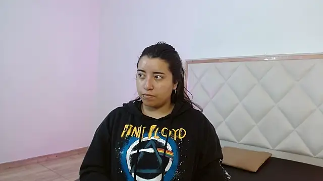 NANAKY TAY online show from 6, 10, 2025