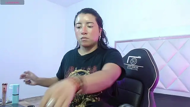 NANAKY TAY online show from 14, 10, 2025