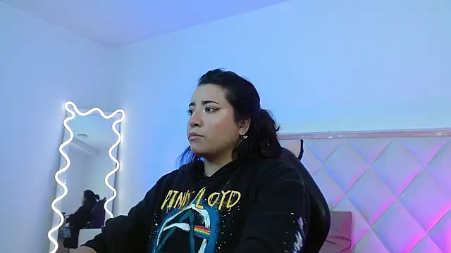 NANAKY TAY online show from 26, 10, 2025