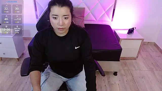 NANAKY TAY online show from 27, 10, 2025