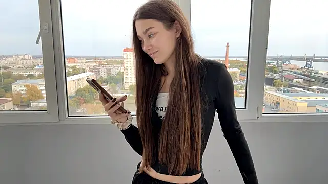 Snapshot of Cuteviola chatting on 3, 10, 2025 Cuteviola online show from 3, 10, 2025