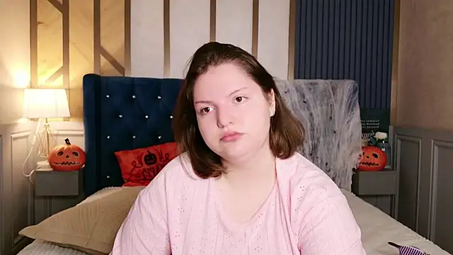 Snapshot of Vanessa_Rise chatting on 23, 10, 2025 Vanessa Rise online show from 23, 10, 2025