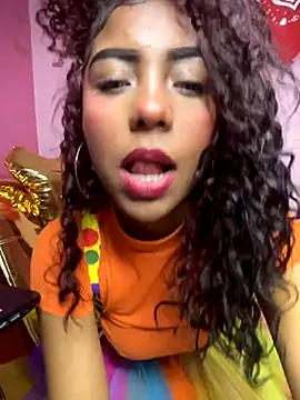 PrettyTiana  online show from 8, 10, 2025