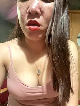 Snapshot of Luna-ass chatting on 13, 11, 2025 Luna-ass online show from 13, 11, 2025