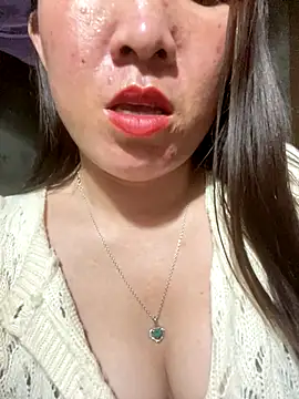 Snapshot of Luna-ass chatting on 27, 11, 2025 Luna-ass online show from 27, 11, 2025