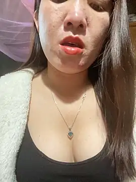 Snapshot of Luna-ass chatting on 29, 11, 2025 Luna-ass online show from 29, 11, 2025