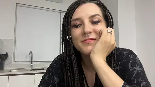 Snapshot of Meliora chatting on 17, 9, 2025 Meliora online show from 17, 9, 2025