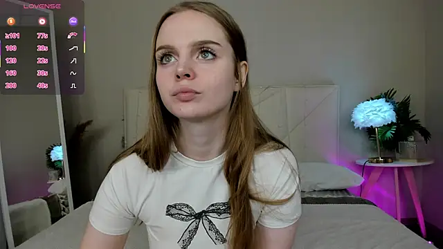 Snapshot of Amanda_steele chatting on 5, 11, 2025 Amanda steele online show from 5, 11, 2025