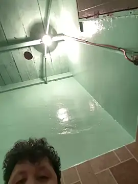 Snapshot of larry00hot10 chatting on 24, 11, 2025 larry00hot10 online show from 24, 11, 2025