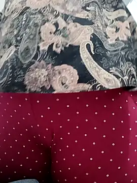 Snapshot of elif25 chatting on 20, 10, 2025 elif25 online show from 20, 10, 2025