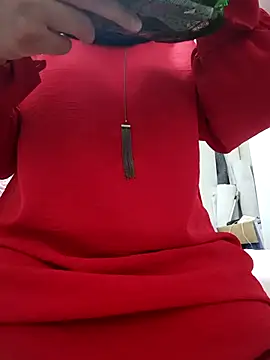 Snapshot of elif25 chatting on 28, 10, 2025 elif25 online show from 28, 10, 2025