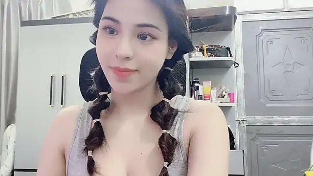 Snapshot of Yang_9099 chatting on 20, 9, 2025 Yang 9099 online show from 20, 9, 2025