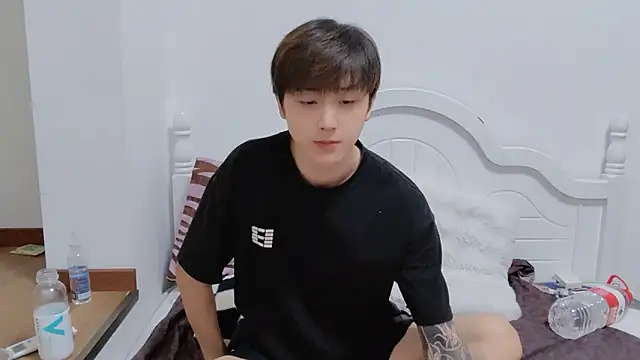 Snapshot of xiaoyi2563 chatting on 29, 9, 2025 xiaoyi2563 online show from 29, 9, 2025